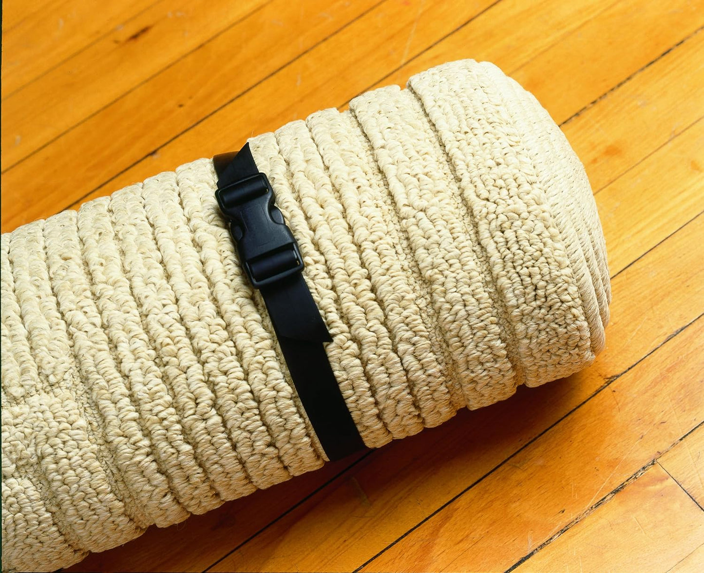 EPDM Rubber Gear Strapz on rugs